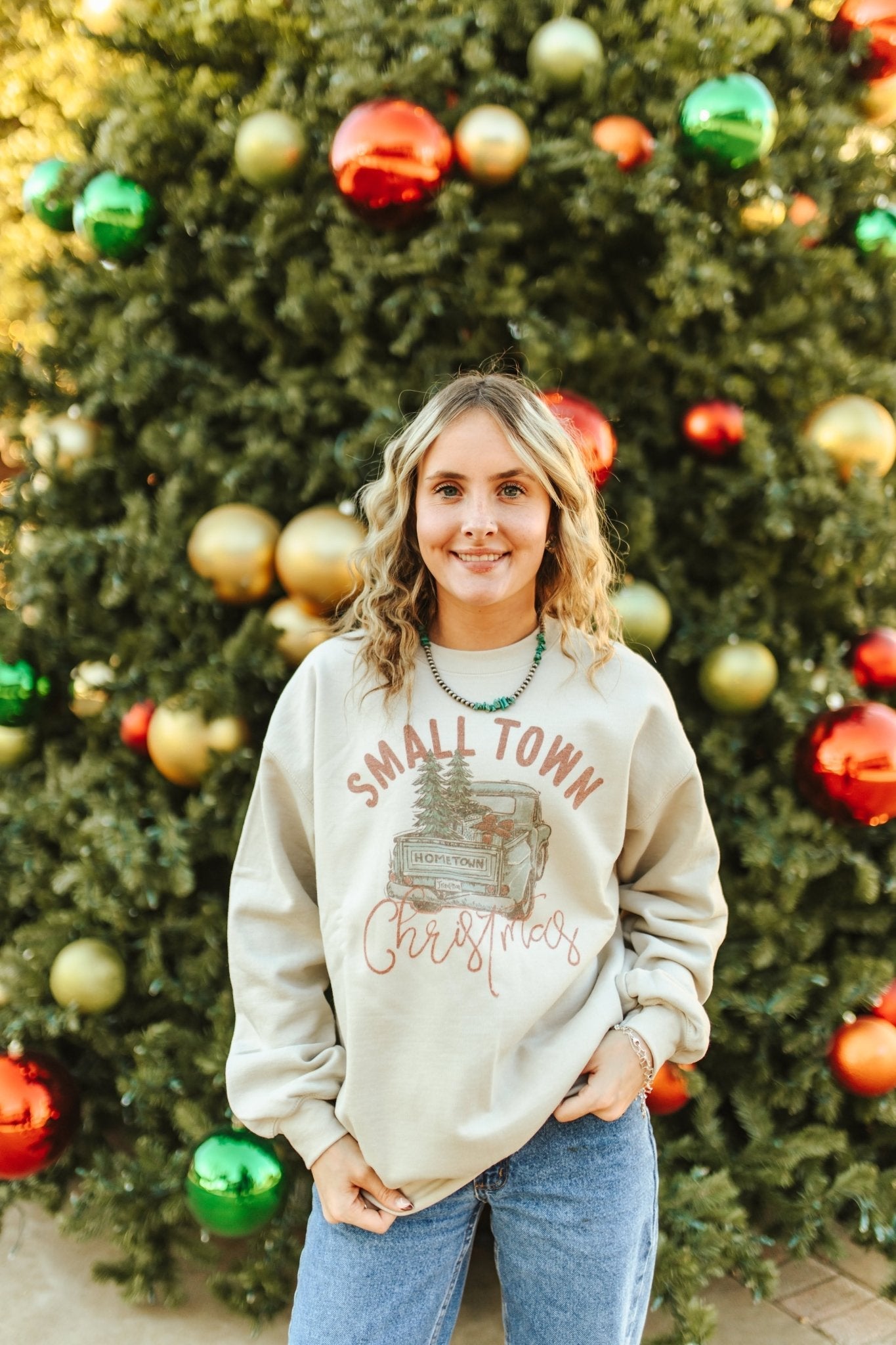 Small Town Christmas Graphic SweatshirtSandS